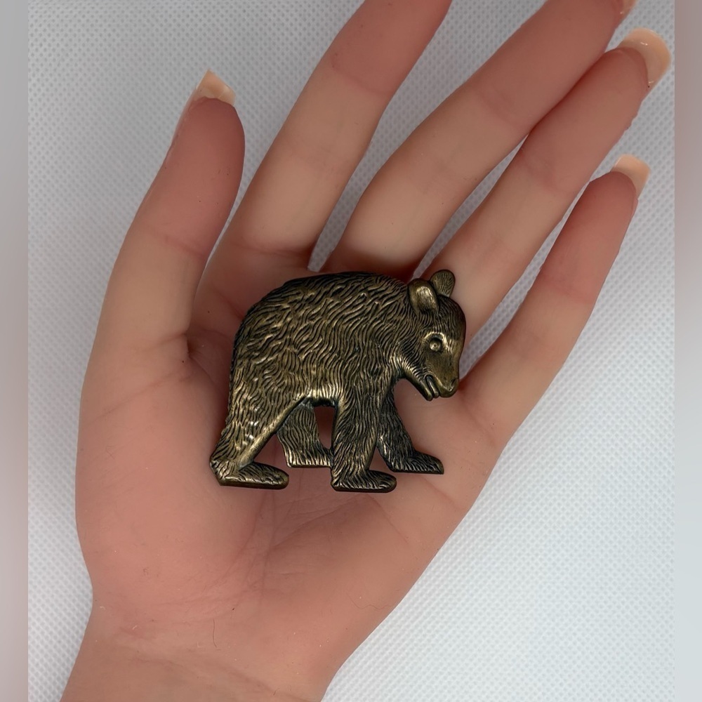 Mid-Century Brass Walking Bear Pin Brooch Realistic Texture Gold Tone Woodland
